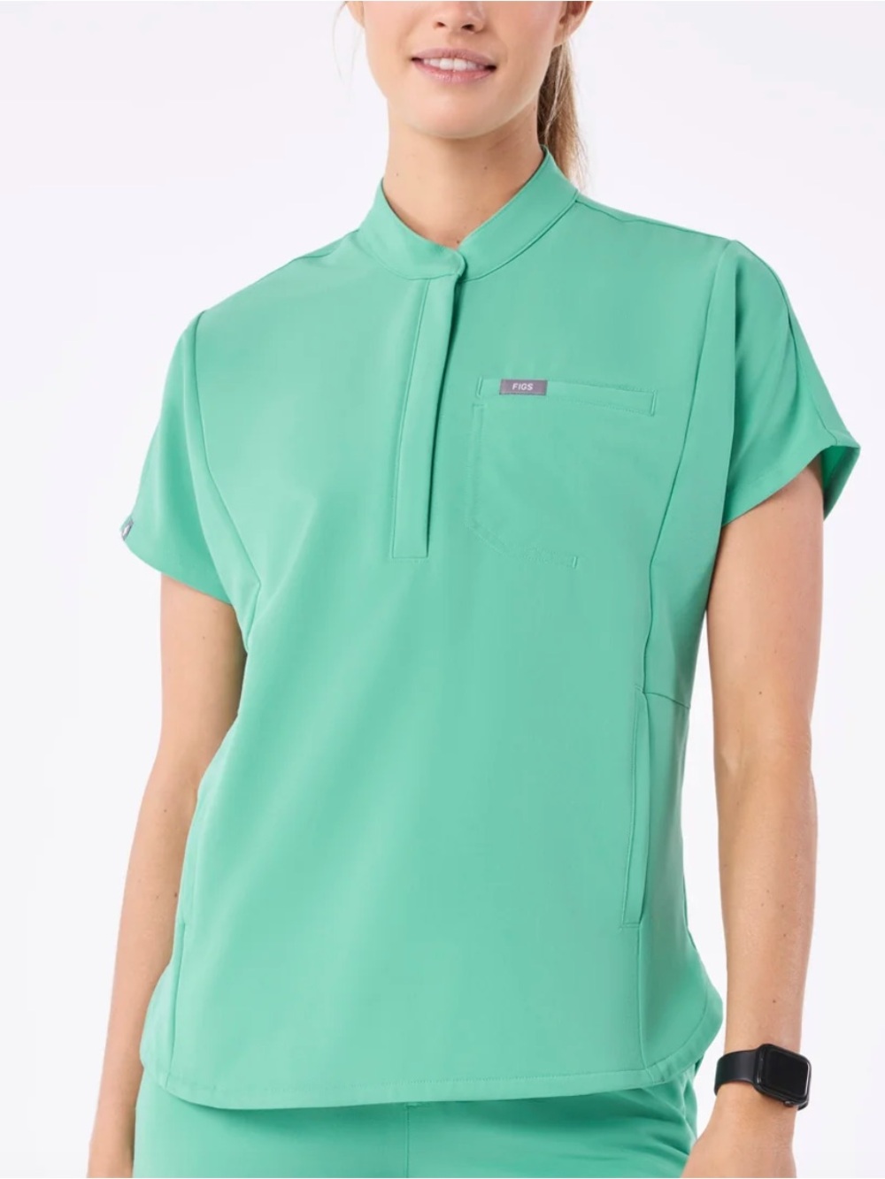 FIGS Women's Montex Relaxed Scrub Top